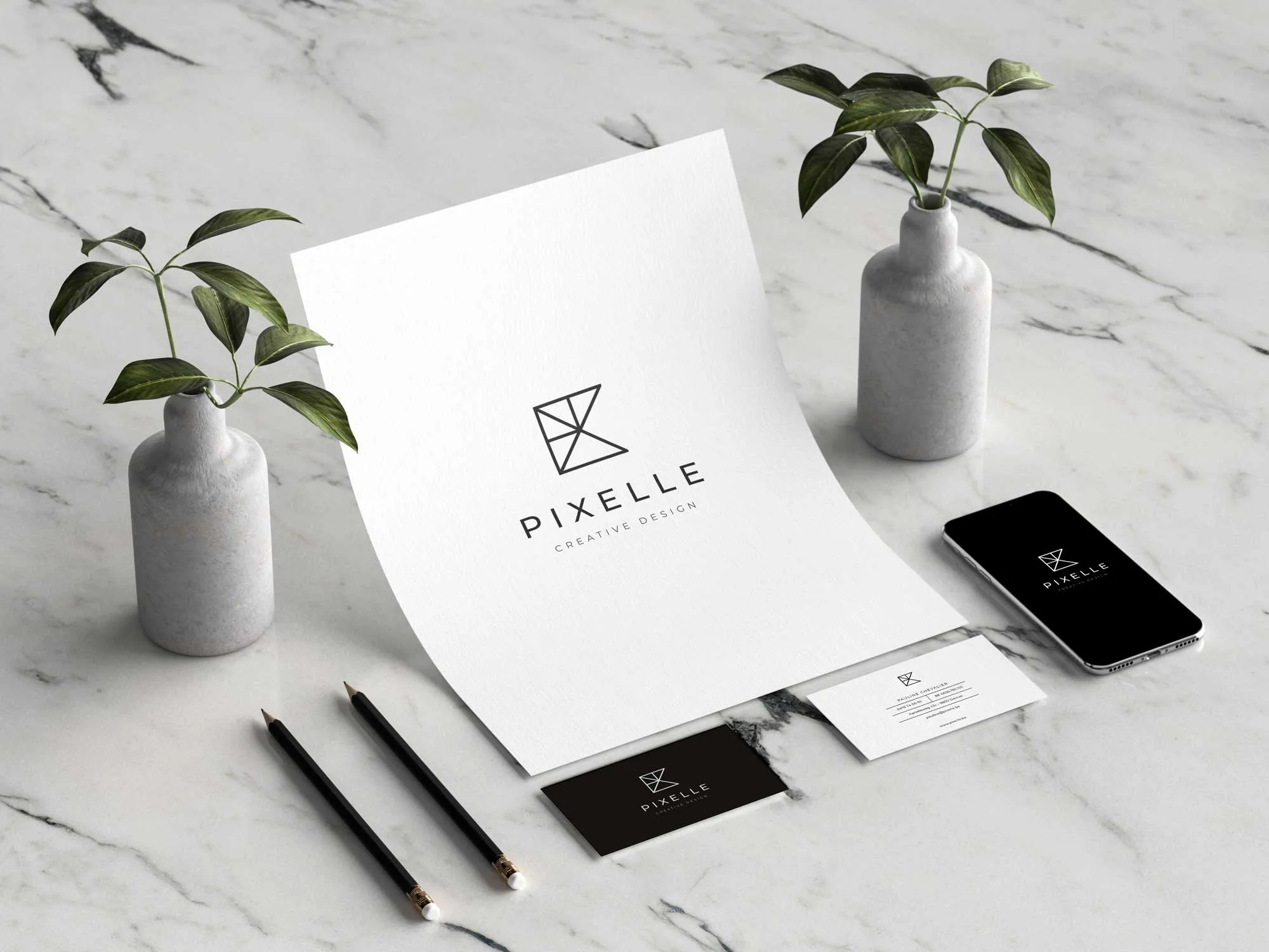 Logo en huisstijl van Pixelle