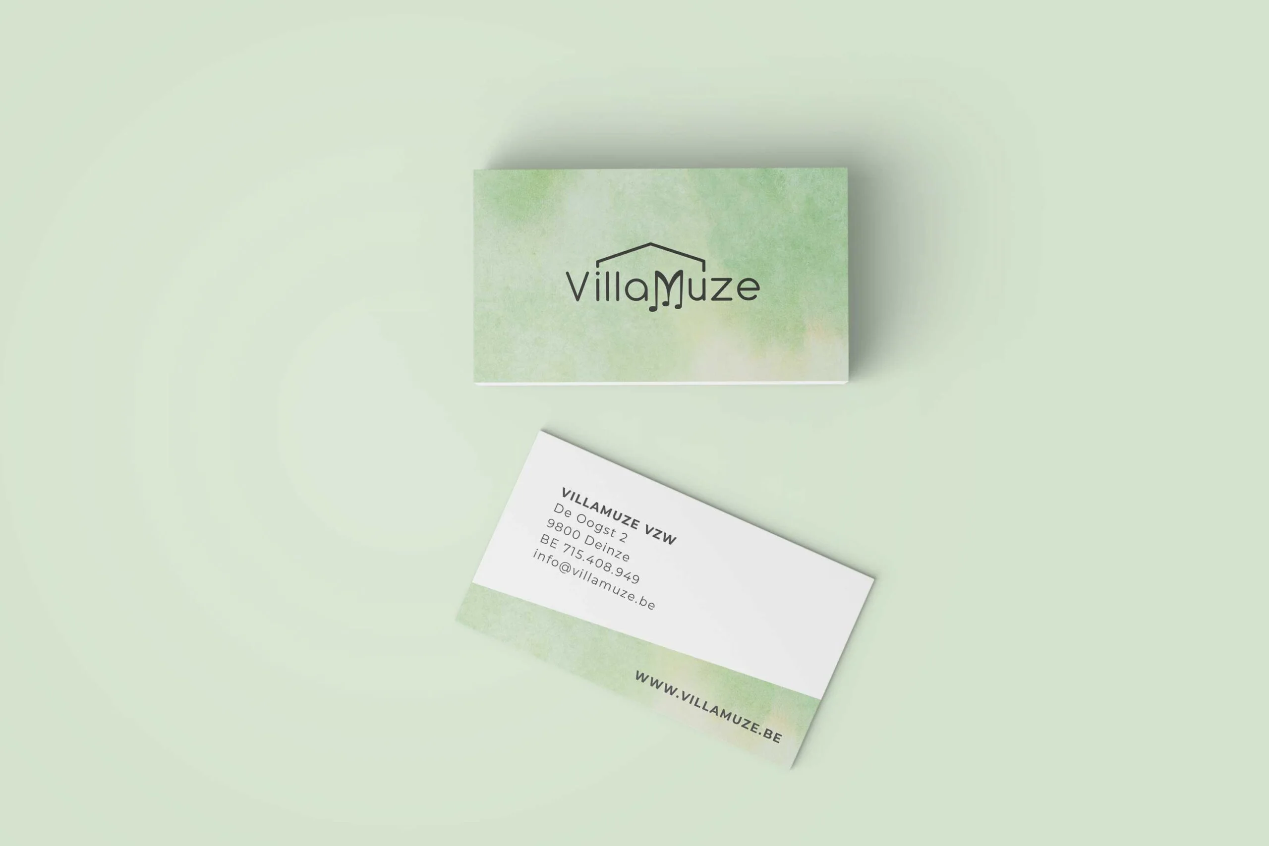 Grafisch ontwerpbureau Pixelle ontwierp het visitekaartje voor Villamuze uit Deinze